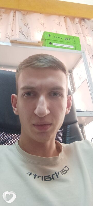 Данил, 20, Омске — анкета №2920828