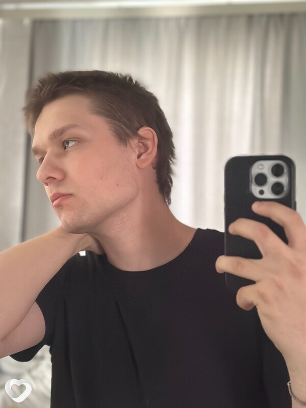 Артём, 21, Жигулевске — анкета №2920634