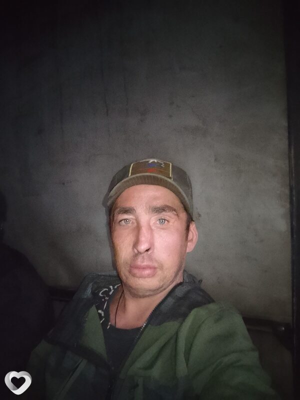 Алексей, 39, Докучаевске — анкета №2920830