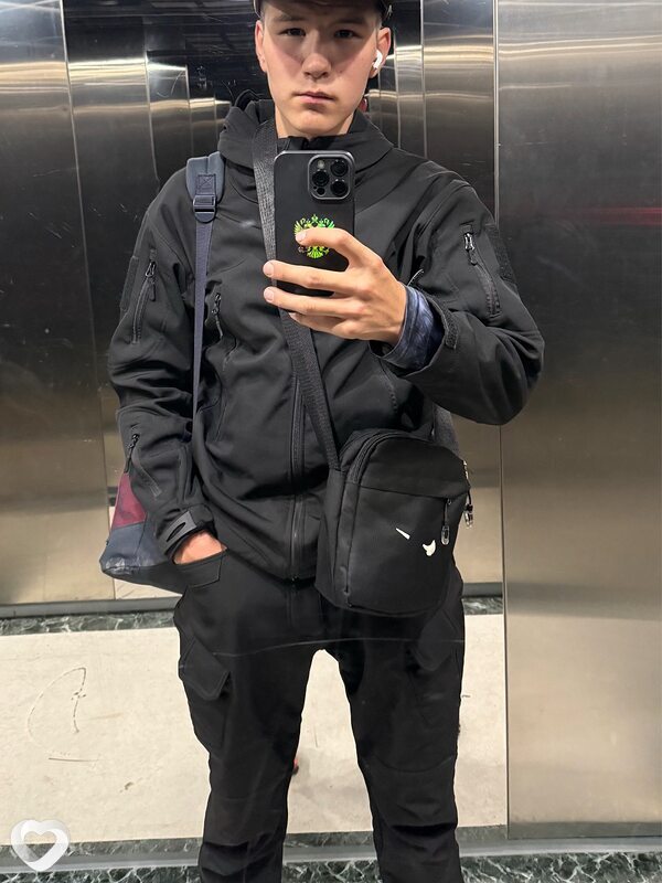 Aleksei, 19, Москве — анкета №2921188
