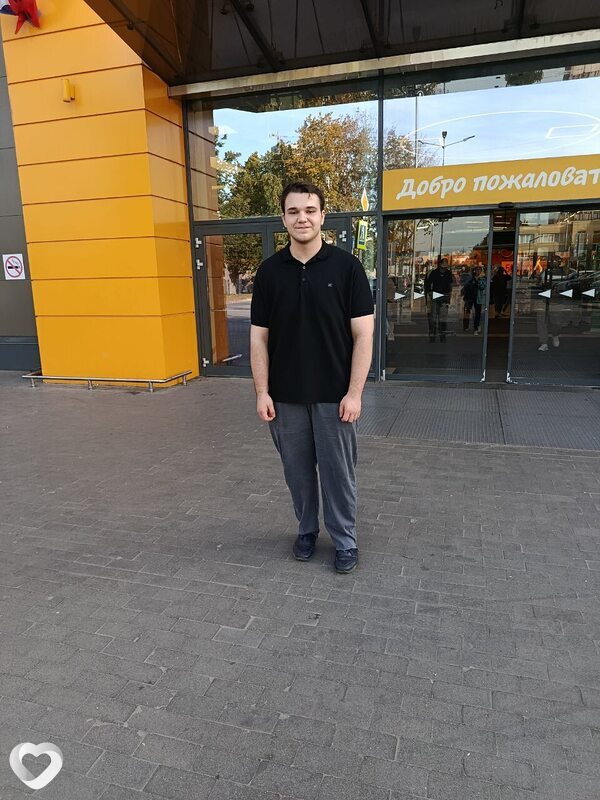 Александр, 20, Москве — анкета №2921298