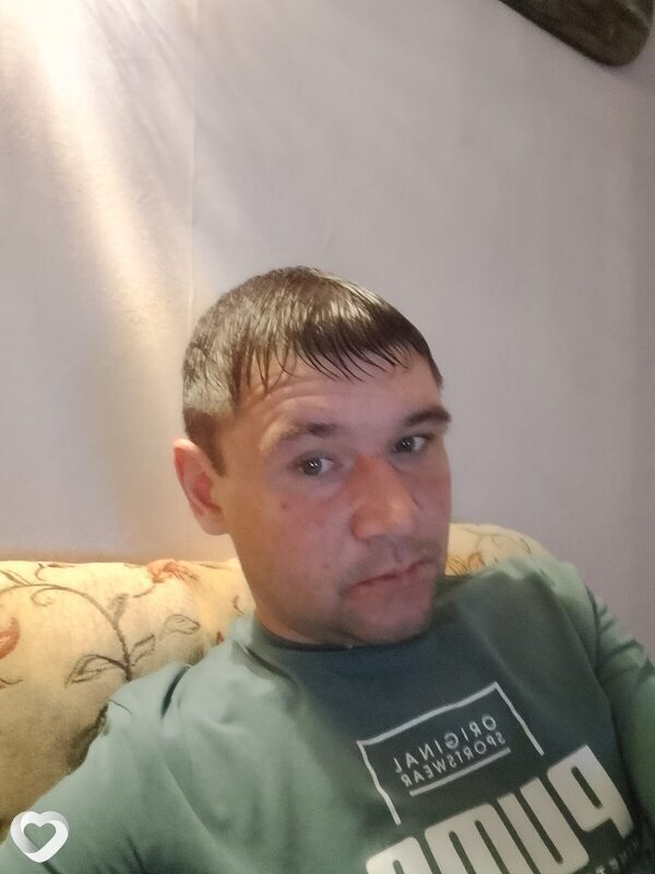 Ярик Степанов, 35, Пскове — анкета №2921659