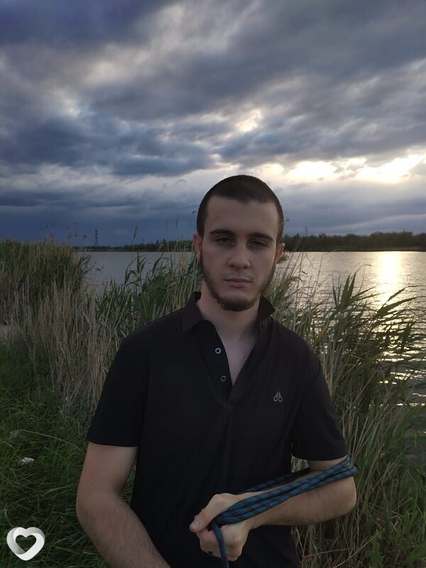 Андрей, 20, Ростове-на-Дону — анкета №2922469