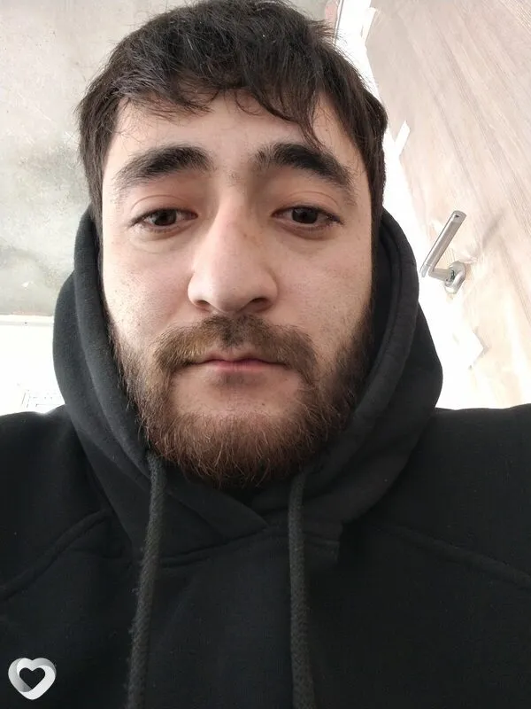 Алик, 31, Москве — анкета №2922701