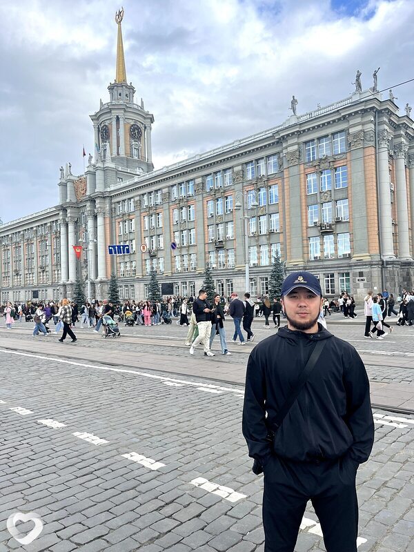 Арыс, Москва