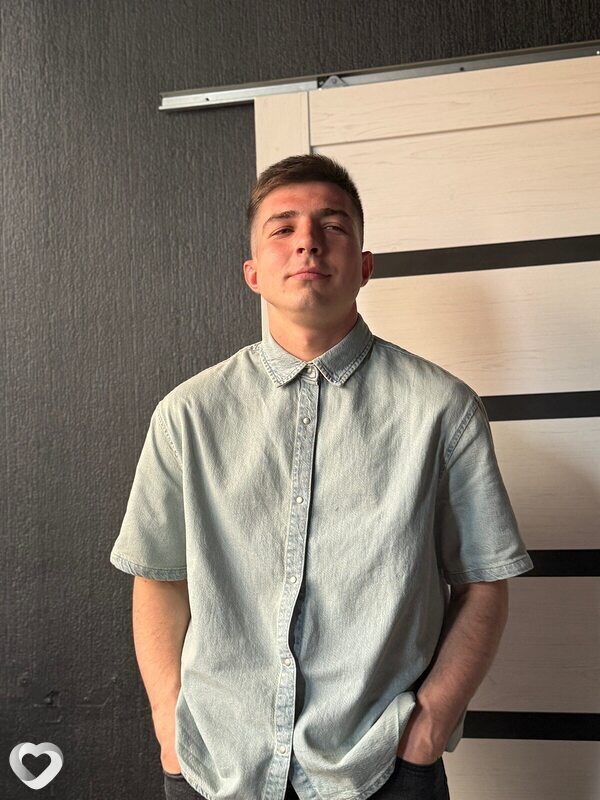 Иван, 25, Ростове-на-Дону — анкета №2923406