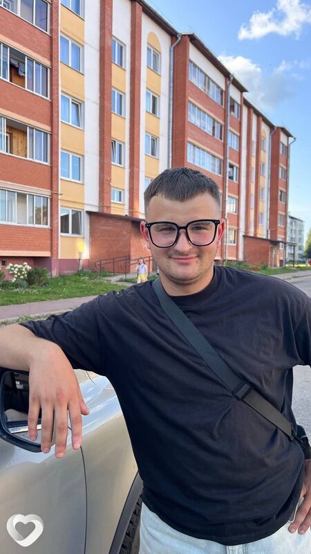 Илья, 23, Витебске — анкета №2923477