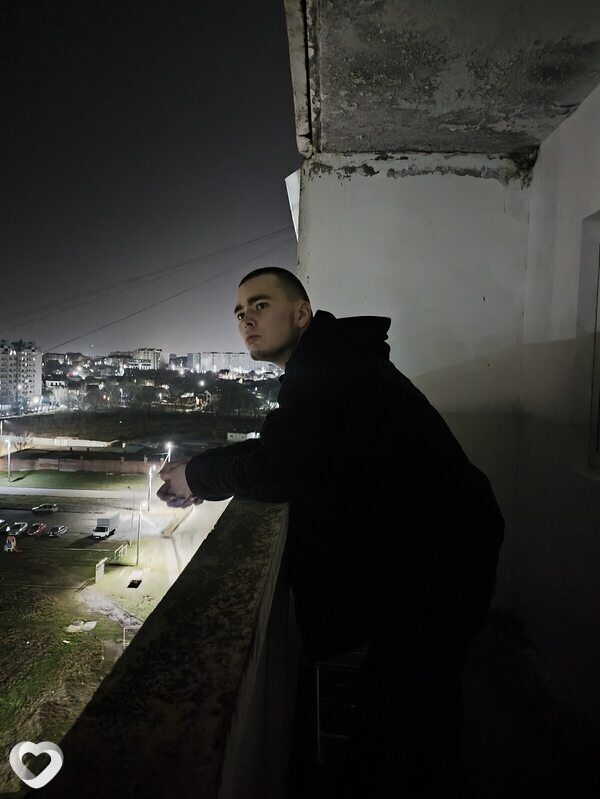 Сергей, 19, Гукове — анкета №2924296