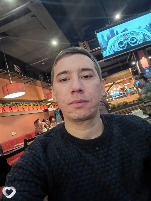 Владимир, 29, Семей — анкета №2924336
