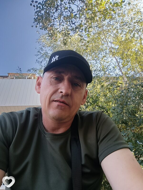 Вадик, 42, Новомосковске — анкета №2924445