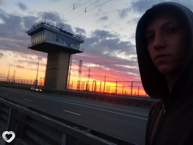 Александр, 20, Саратове — анкета №2924473