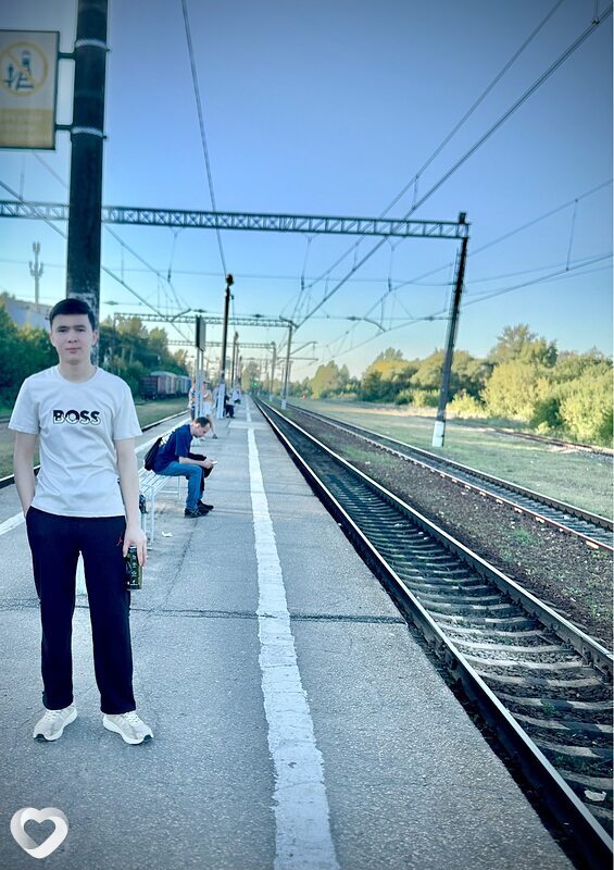 Zikrulloh, 21, Калуге — анкета №2925020
