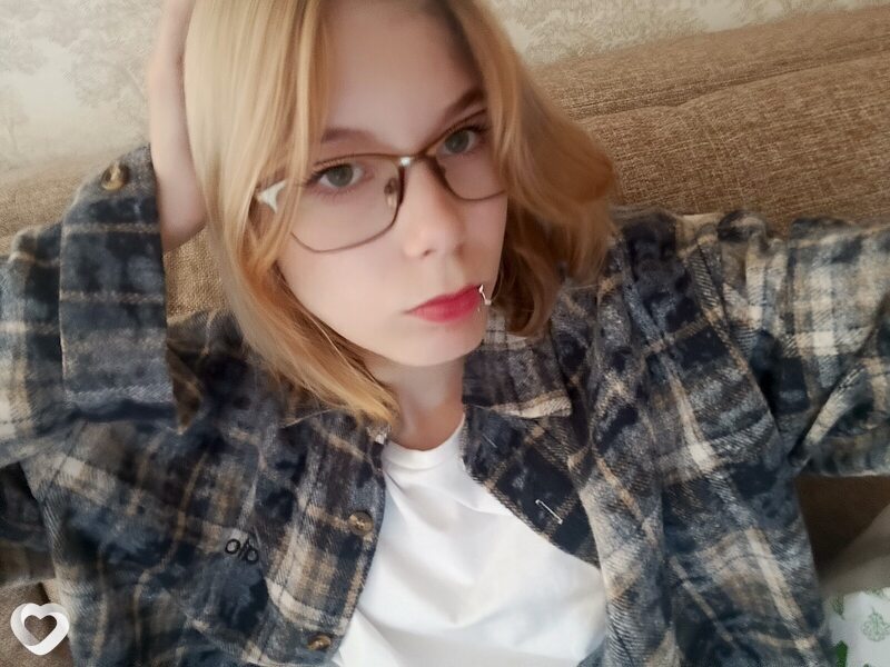 Ульяна, 20, Ульяновске — анкета №2925032