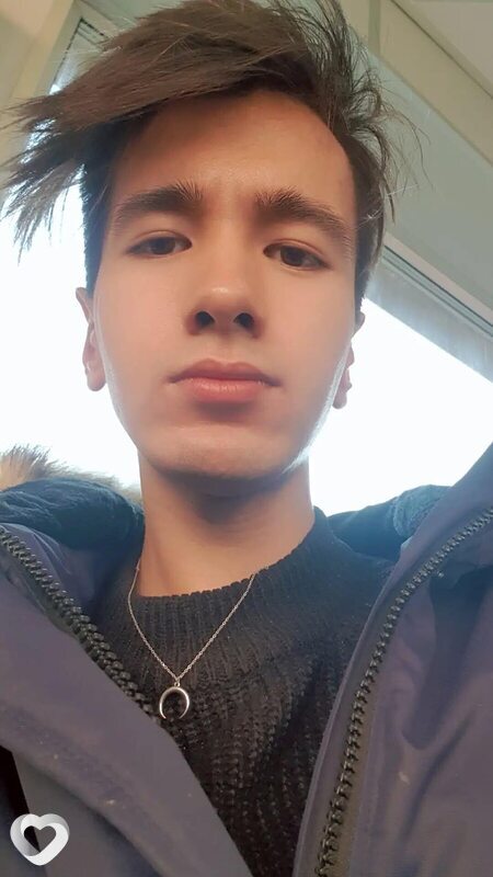 Эдуард, 27, Омске — анкета №2924830