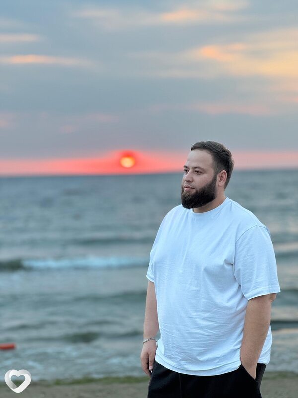 Ильяс, 27, Москве — анкета №2924992