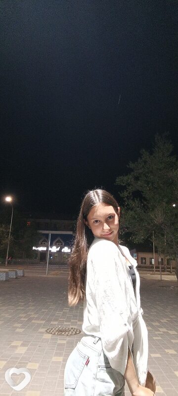 Алина, 21, Астрахани — анкета №2924814