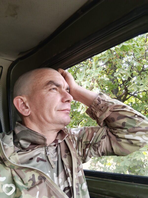 Михаил, 39, Амурске — анкета №2925137