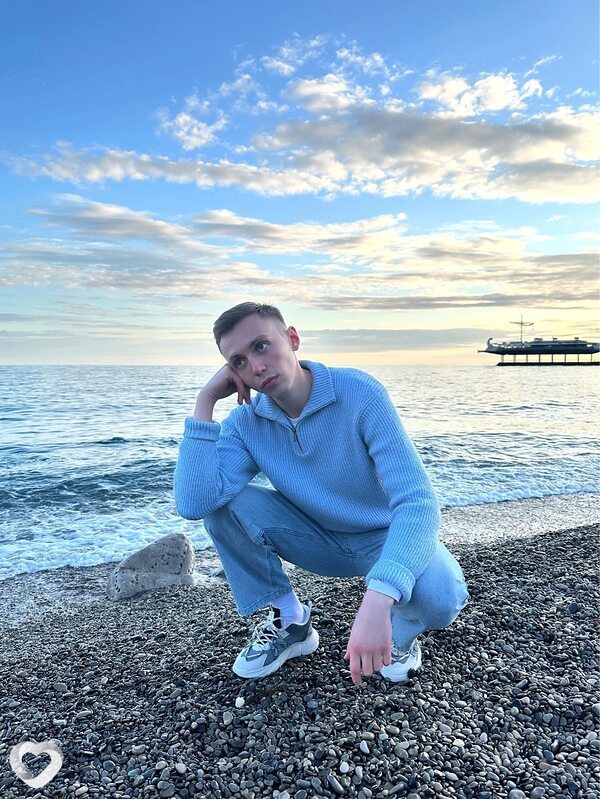 Дима, 25, Алуште — анкета №2925372