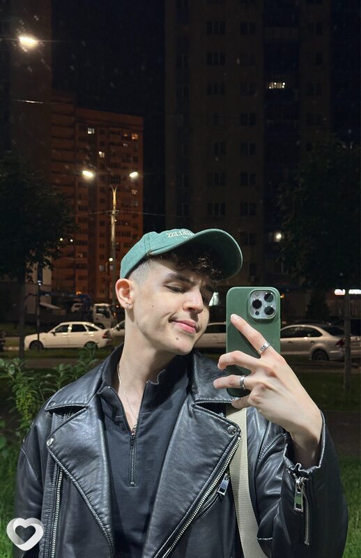 Александр, 21, Самаре — анкета №2925924