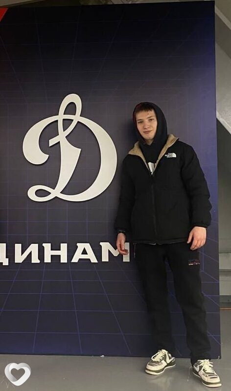 Данила, 21, Москве — анкета №2925694