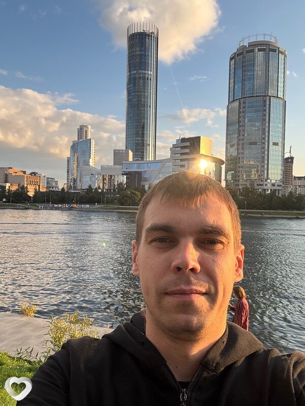 Саша, 32, Екатеринбурге — анкета №2925742