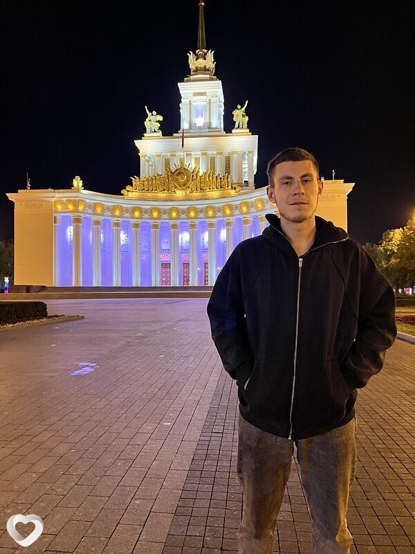 Даня, 21, Москве — анкета №2925703