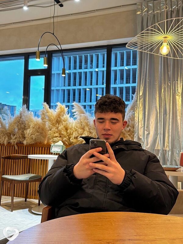 Альберт, 26, Казани — анкета №2925907