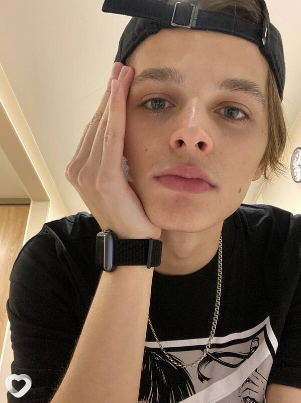 Кирилл, 24, Томске — анкета №2926467