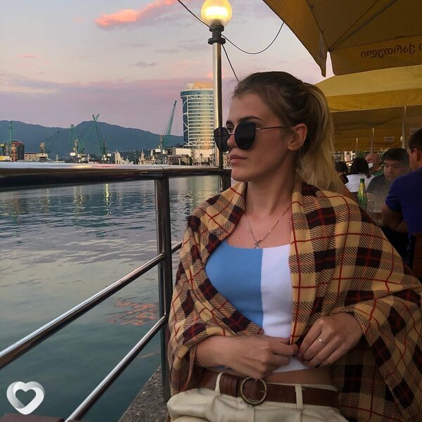 Ангелина, 26, Солигорске — анкета №2927070