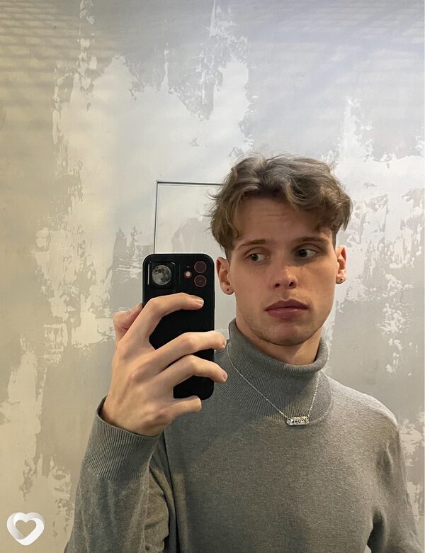 Глеб, 24, Архангельске — анкета №2926878