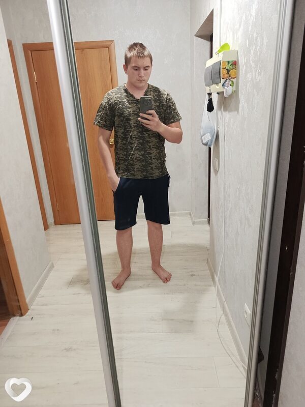 Паша, 19, Екатеринбурге — анкета №2927247