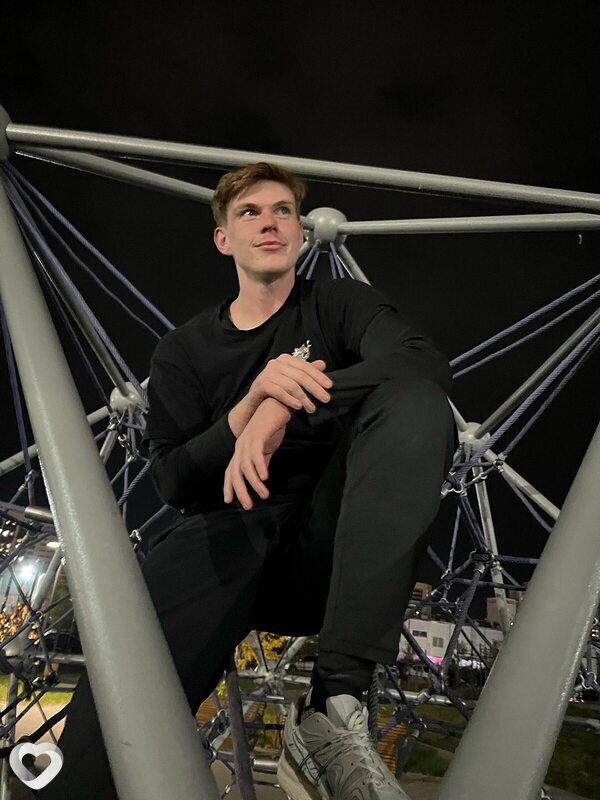 Дмитрий, 22, Барнауле — анкета №2928402
