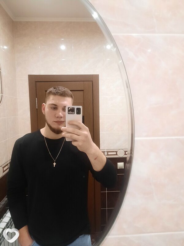 Иван, 21, Алейске — анкета №2928794