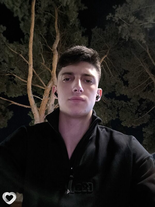 Михаил, 19, Воронеже — анкета №2928958