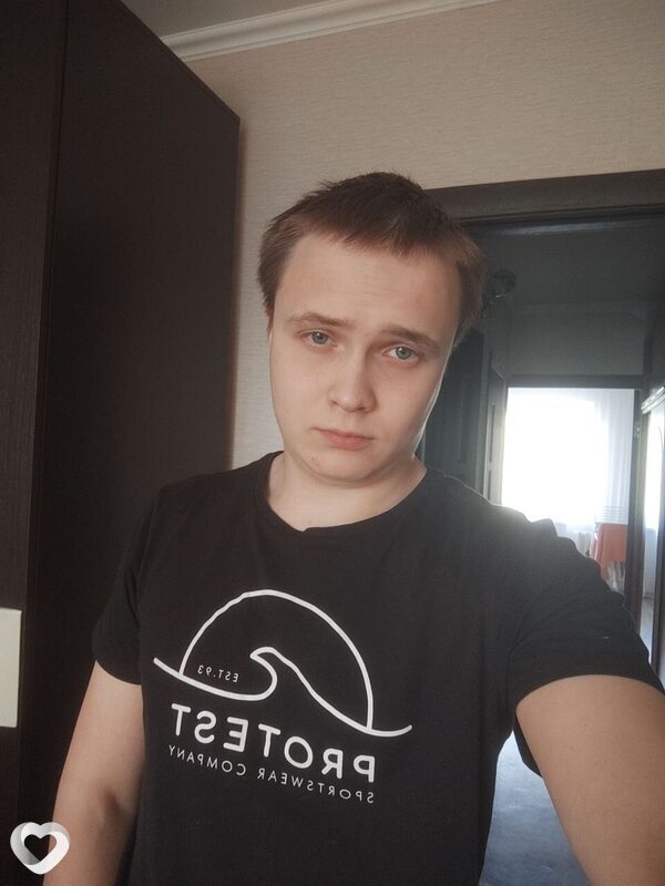 Никита, 20, Москве — анкета №2929106