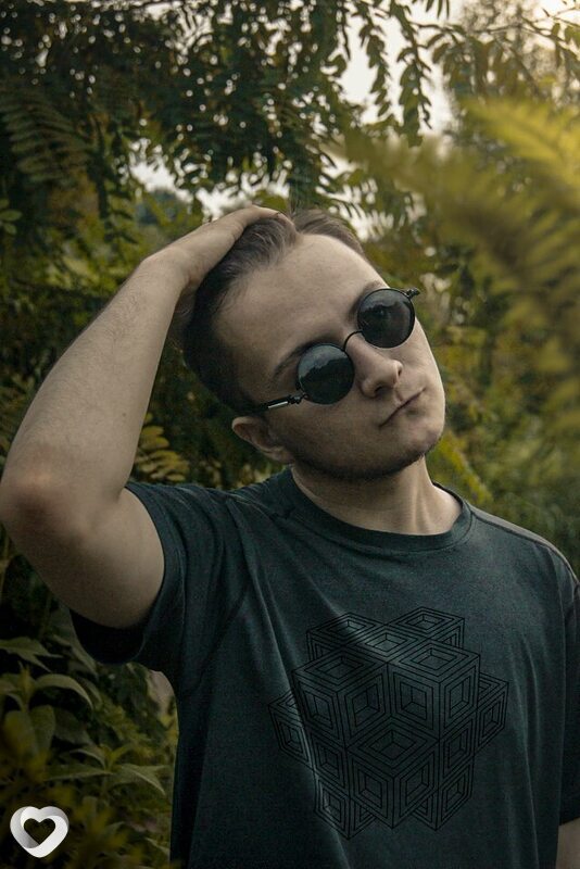 Денис, 29, Белове — анкета №2929634
