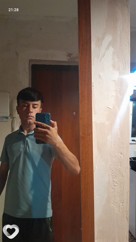 Назар, 21, Екатеринбурге — анкета №2929508