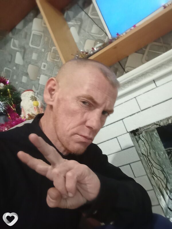 Александр, 42, Артеме — анкета №2929351