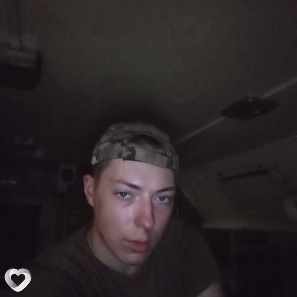 Александр, 22, Пскове — анкета №2929805