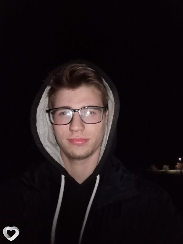 Александр, 22, Екатеринбурге — анкета №2930022