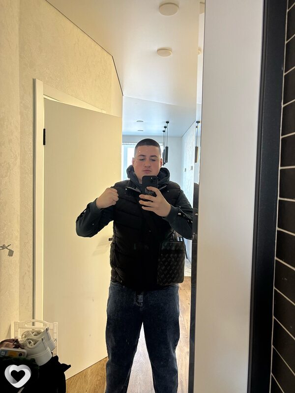 Юрий, 20, Белгороде — анкета №2930226