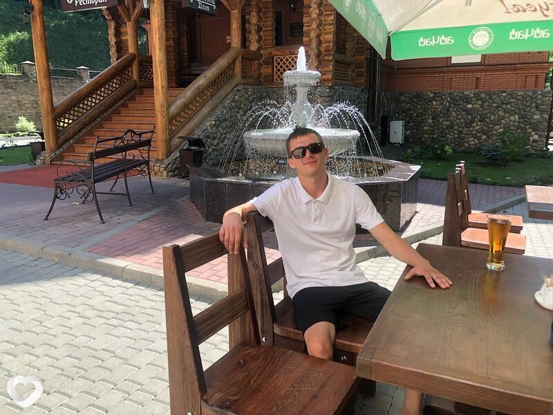 Паша, 28, Бийске — анкета №2930325