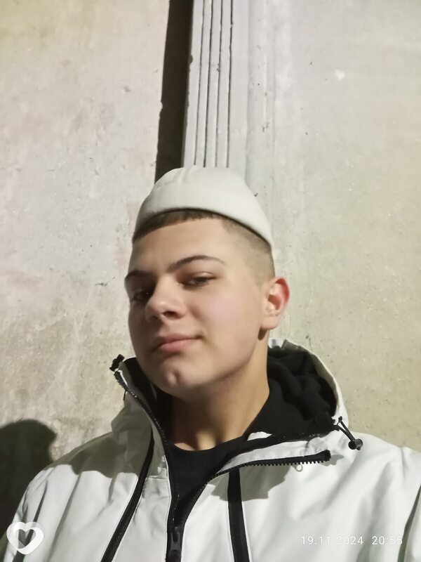 Даниил, 19, Таганроге — анкета №2930255