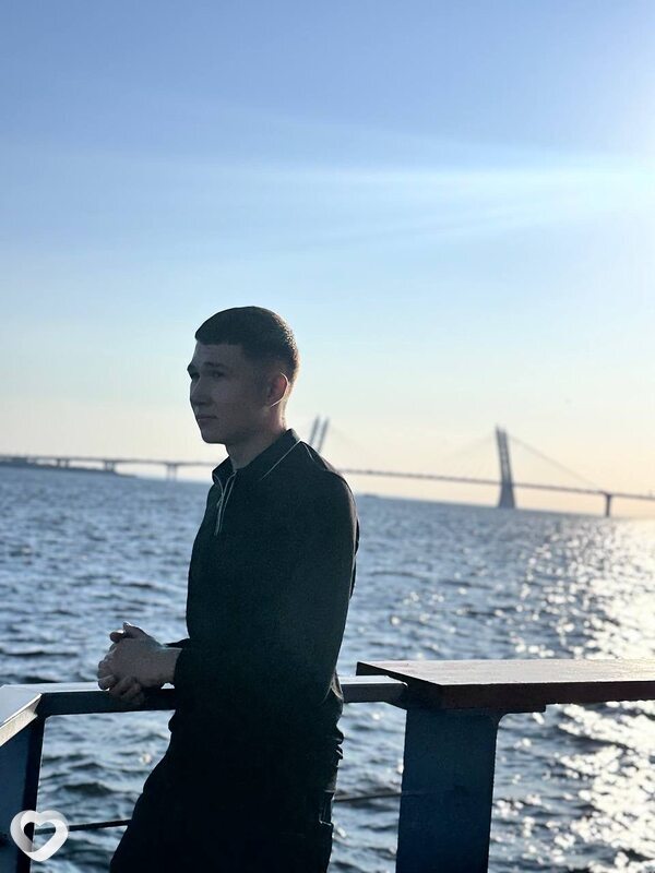 Артем, 21, Санкт-Петербурге — анкета №2930544