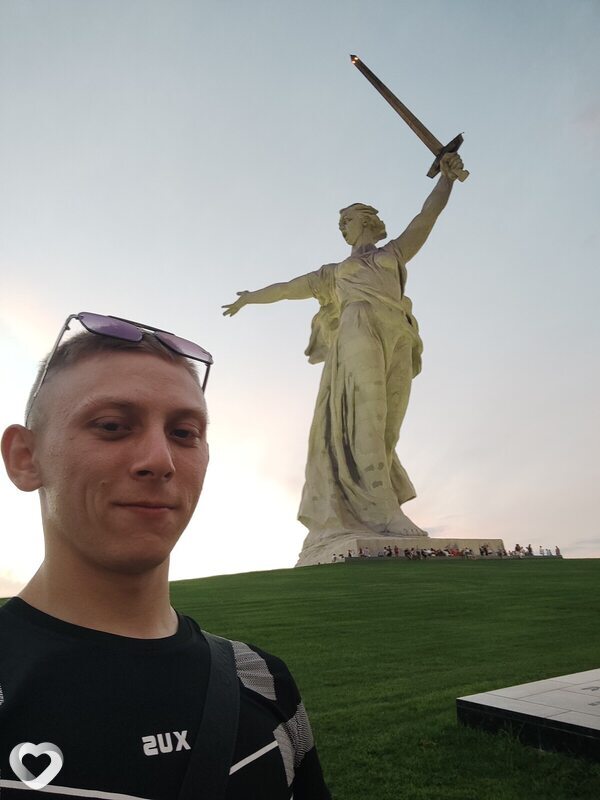 Юрий, 23, Саратове — анкета №2930545