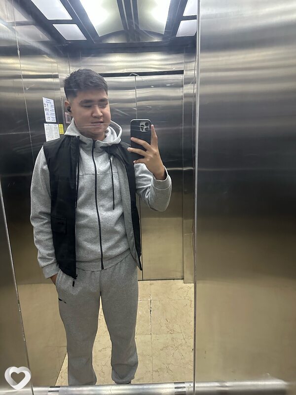 Адиль, 20, Астане — анкета №2930424