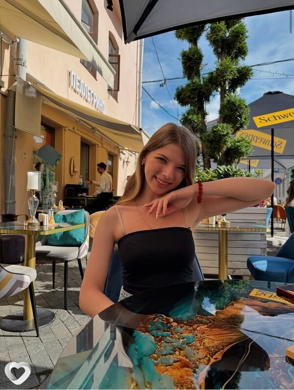Вика, 19, Минске — анкета №2930514