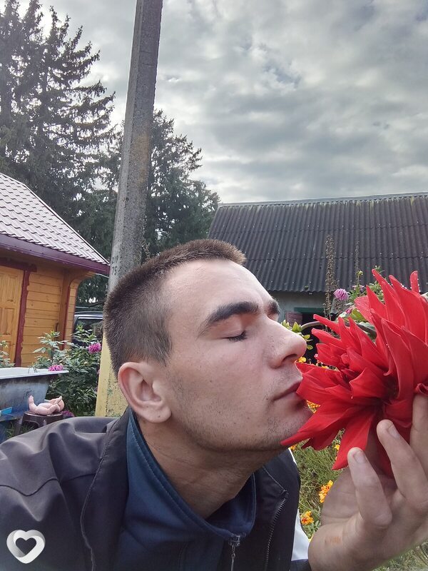 Юрий, 23, Барановичах — анкета №2930834
