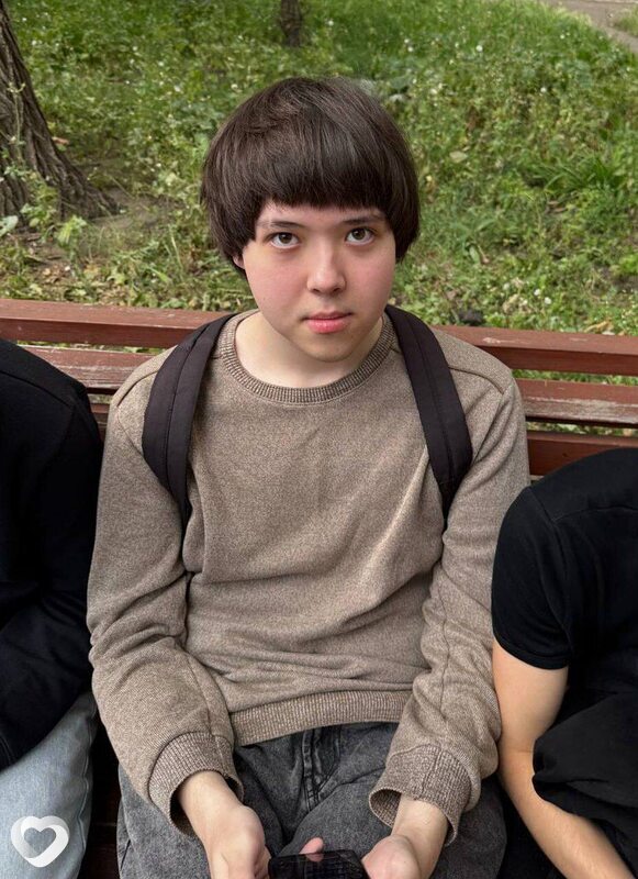 Артём, 20, Омске — анкета №2931356