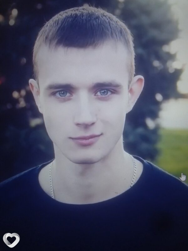 Максим, 26, Омске — анкета №2931729